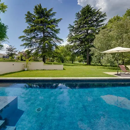 Le Clos Saint Jean Apartmán Tizac-de-Curton