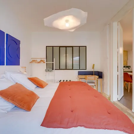 Le Clos Saint Jean Apartment