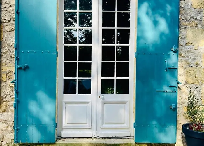 Le Clos Saint Jean Apartmán *